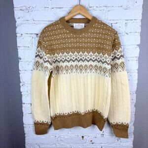 Jantzen Men's Tan and Cream Crewneck Sweater